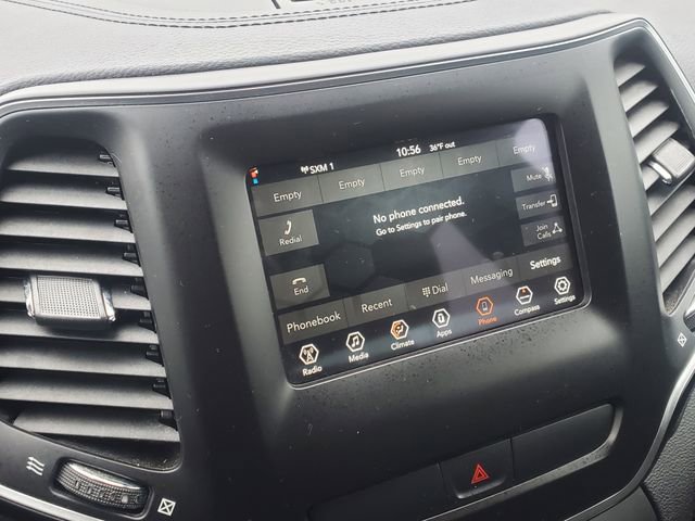 Used 2019 Jeep Cherokee Latitude w/ Popular Appearance Group image 29