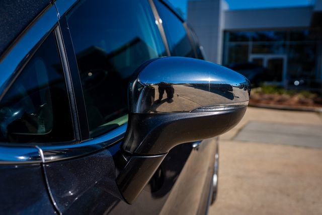 Used 2020 Chrysler Pacifica Limited image 15