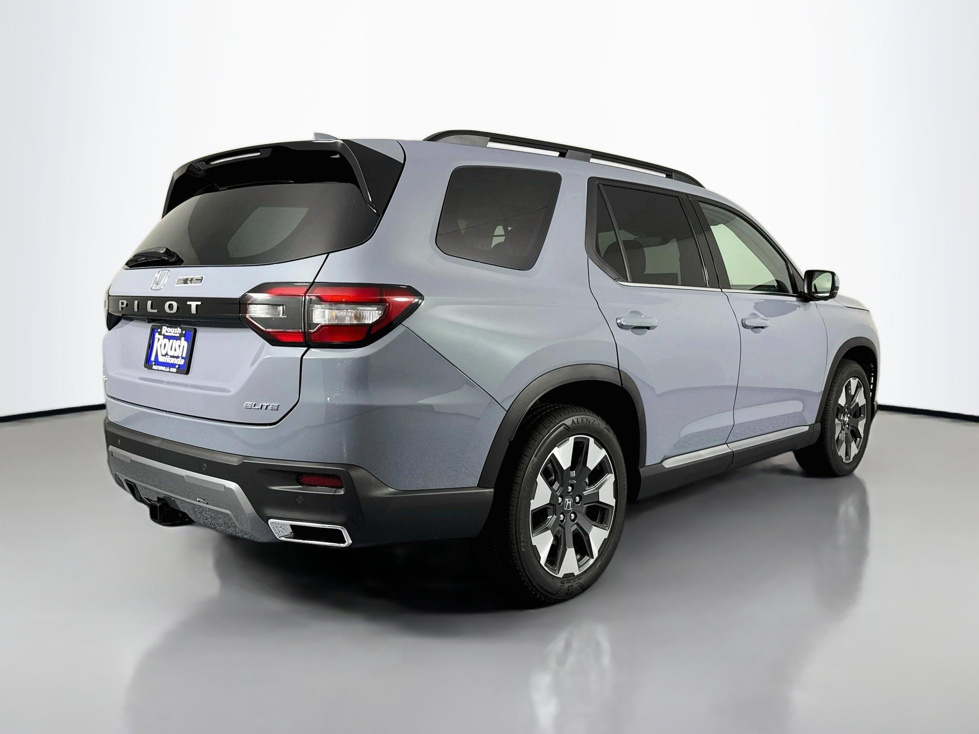 New 2026 Honda Pilot Elite image 5