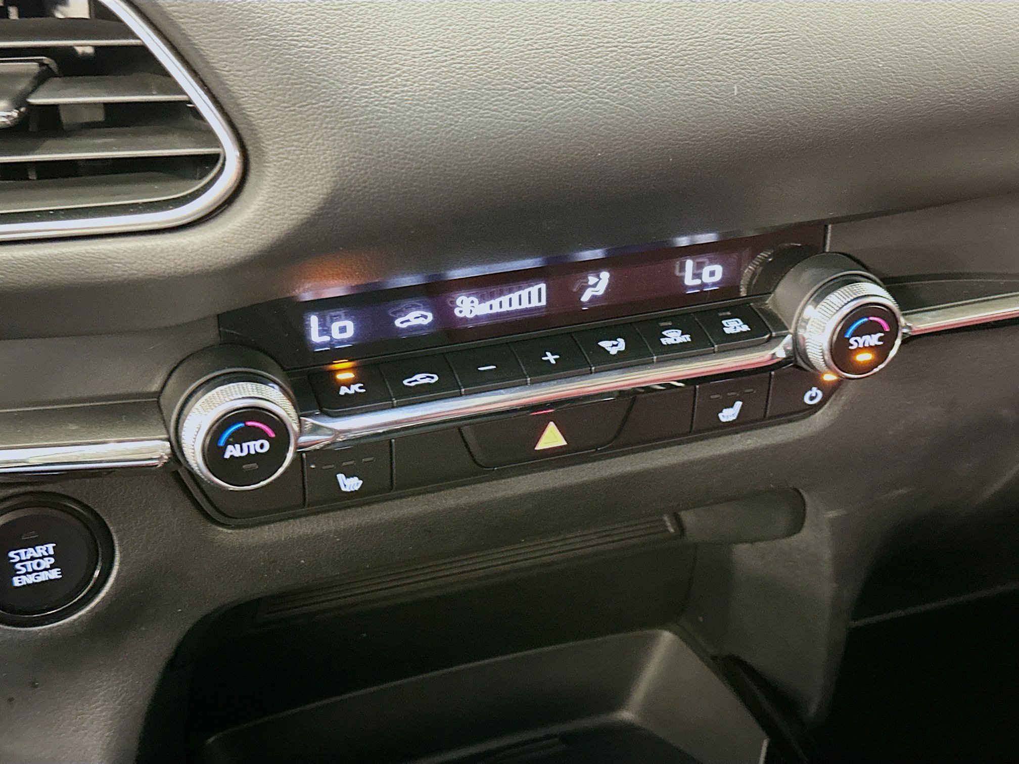 Used 2024 MAZDA CX-30 AWD 2.5 S w/ Preferred Package image 24