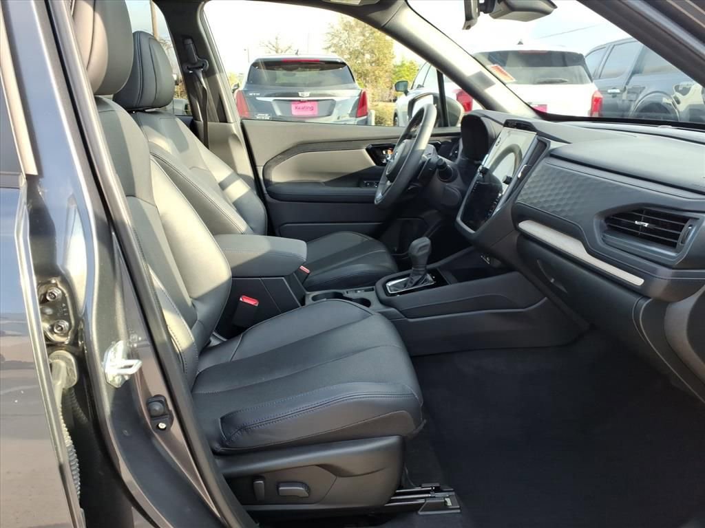 Used 2025 Subaru Forester Limited image 17