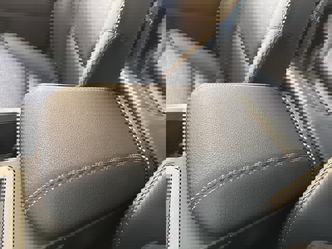 Certified 2024 Toyota Land Cruiser image 30