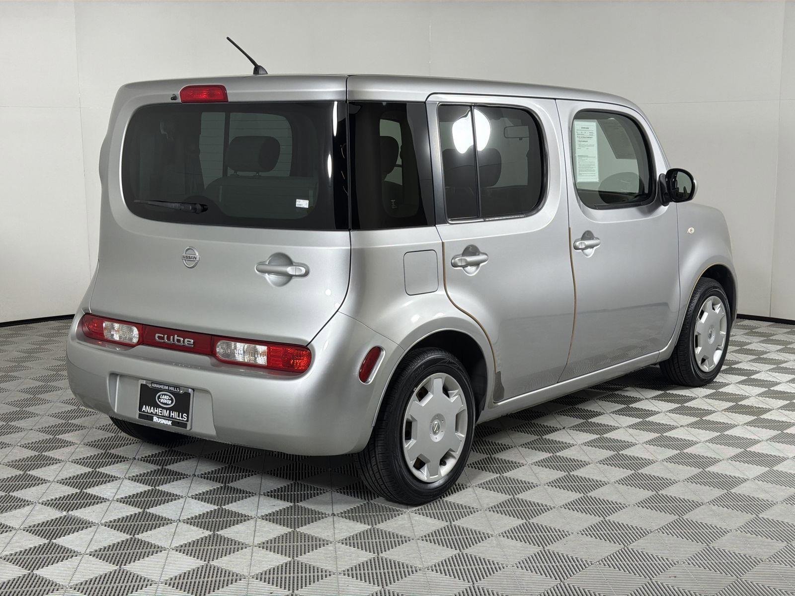 Used 2010 Nissan Cube 1.8 S w/ Interior Designer Pkg image 5