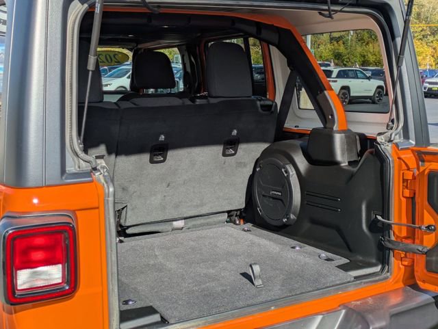 Certified 2025 Jeep Wrangler Willys image 25