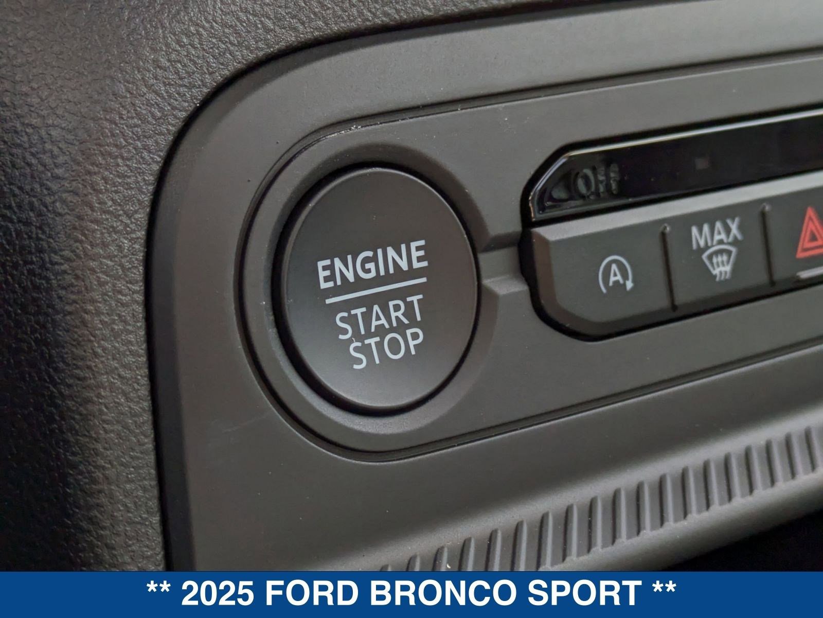 New 2025 Ford Bronco Sport Heritage w/ Convenience Package image 34