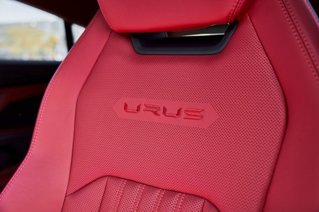 Used 2024 Lamborghini Urus S image 49