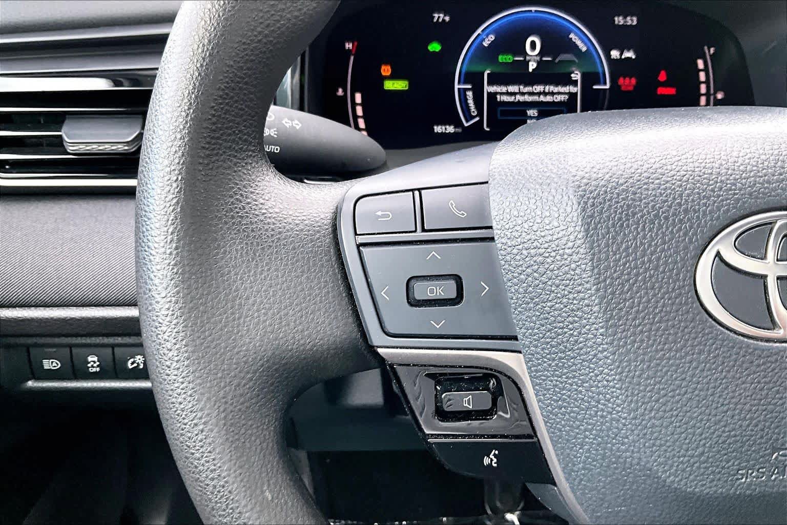 Used 2025 Toyota Camry LE FWD image 23