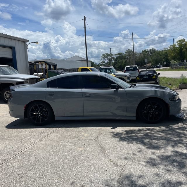 Used 2022 Dodge Charger R/T w/ Blacktop Package RWD image 6