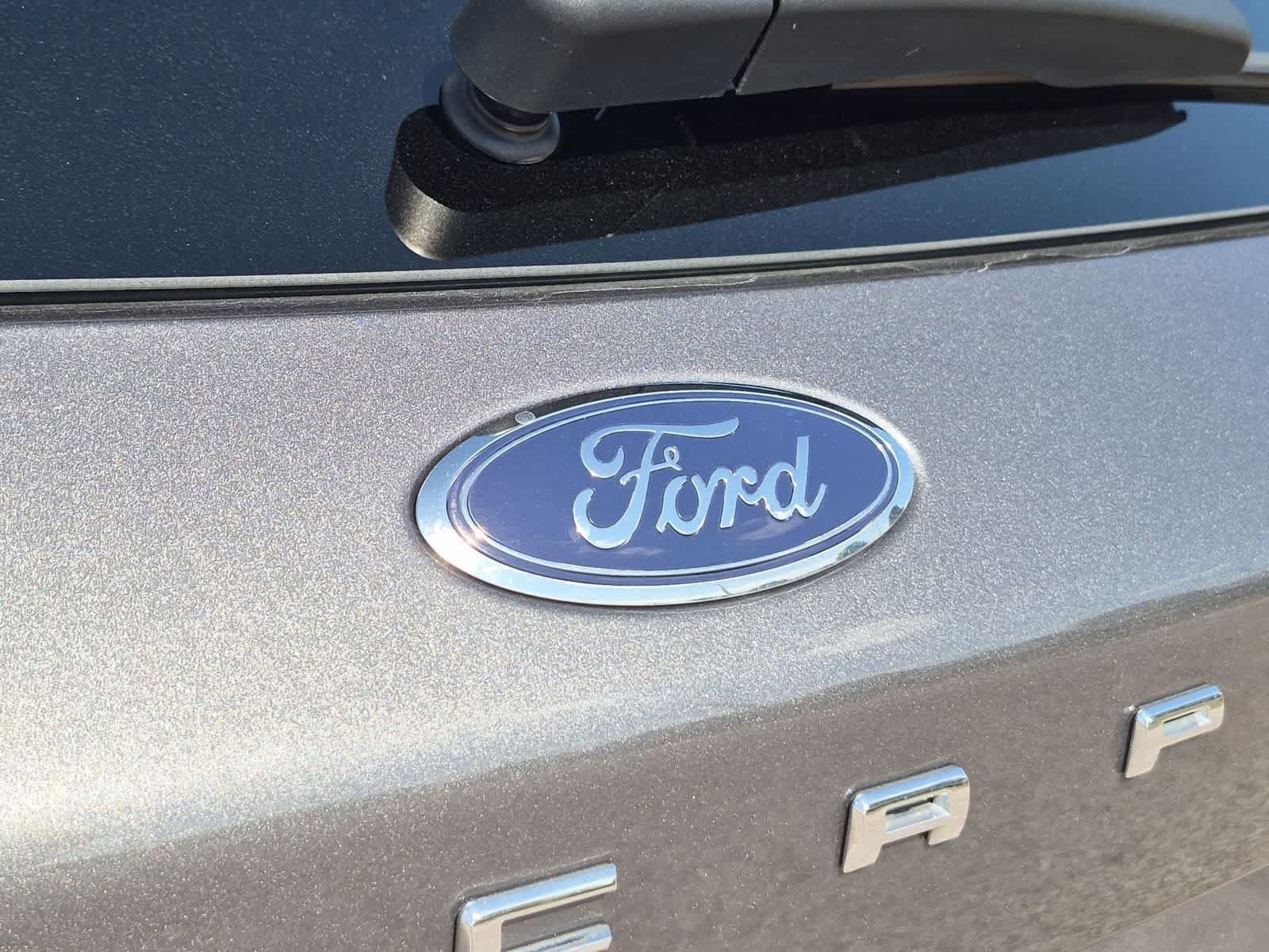 Used 2025 Ford Escape Active AWD/4WD image 29