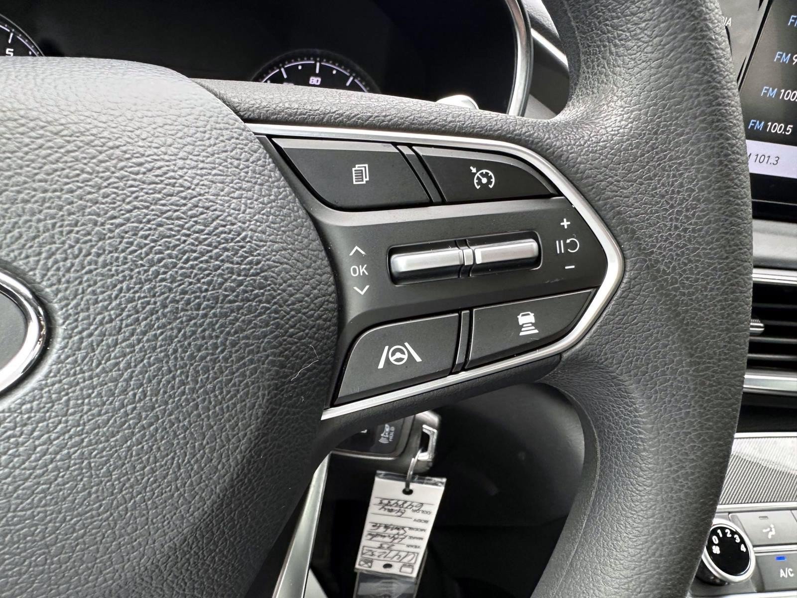 Used 2023 Hyundai Santa Fe SE AWD/4WD image 17