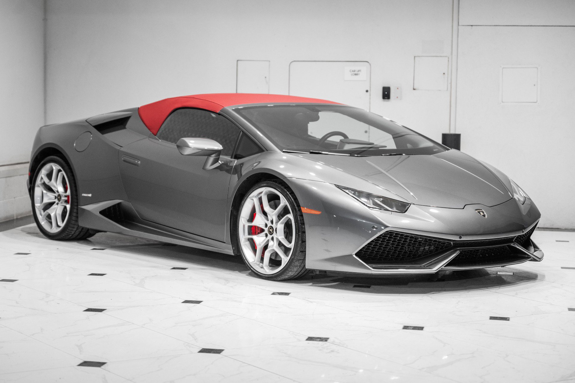 Used 2016 Lamborghini Huracan LP 610-4 image 10