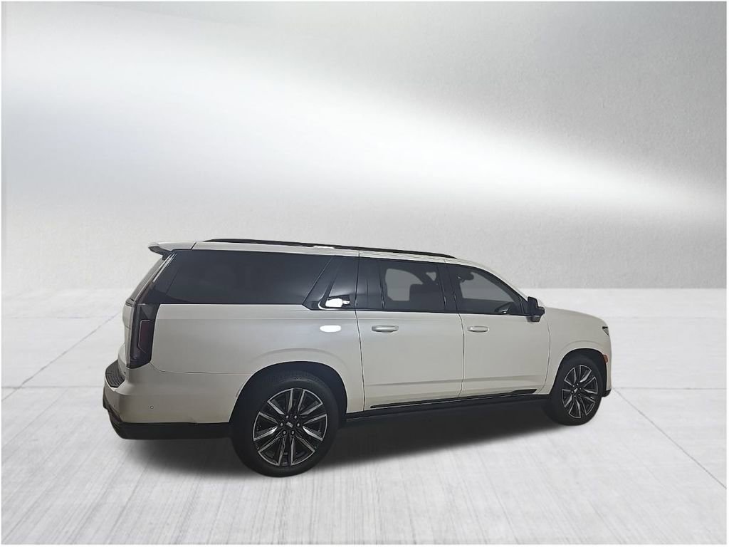 Certified 2024 Cadillac Escalade ESV Sport Platinum image 5