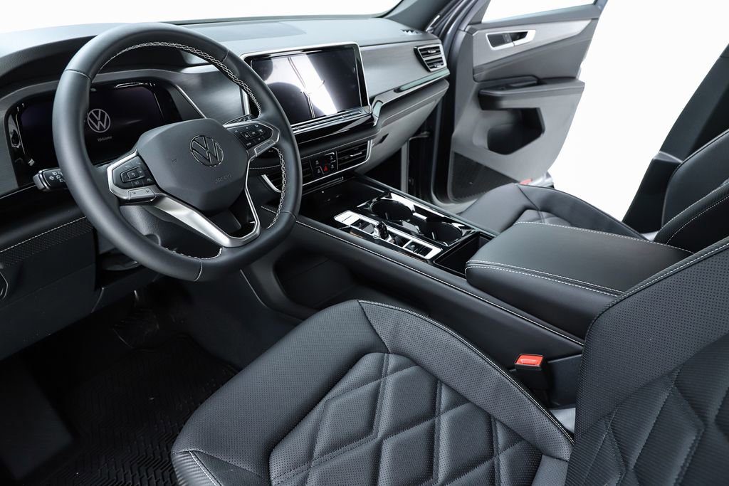 New 2026 Volkswagen Atlas Cross Sport SE FWD image 19
