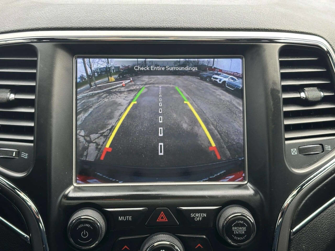 Used 2018 Jeep Grand Cherokee Trailhawk w/ Trailhawk Luxury Group AWD/4WD image 29