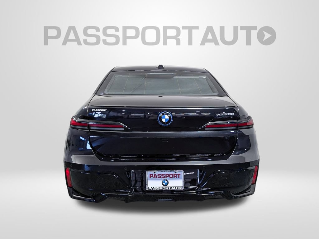 Used 2026 BMW i7 xDrive60 AWD/4WD image 6
