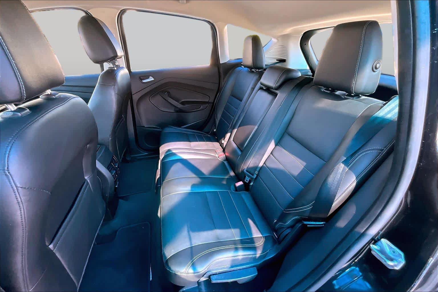 Used 2013 Ford C-MAX Energi SEL FWD image 21