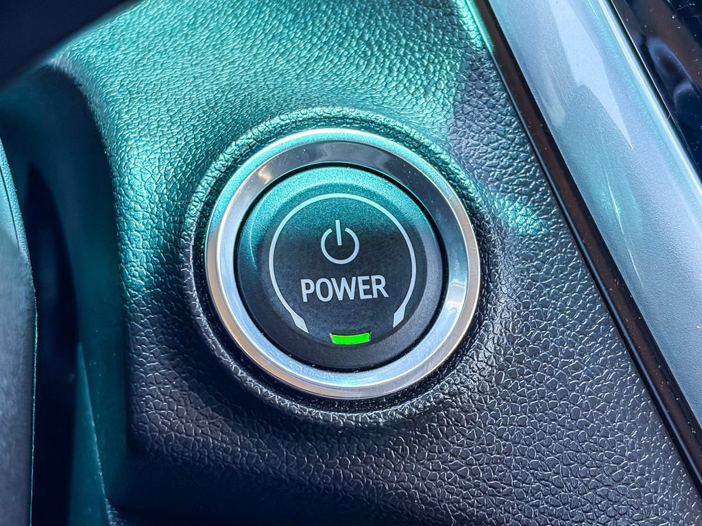 Used 2023 Chevrolet Bolt LT w/ Infotainment Package FWD image 22