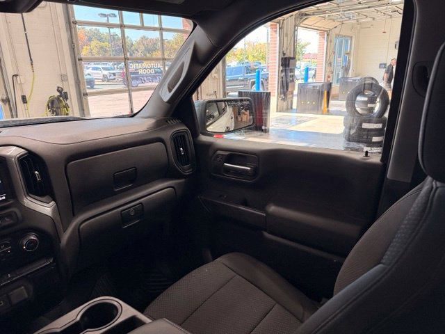 Used 2021 Chevrolet Silverado 1500 Custom Trail Boss AWD/4WD image 18