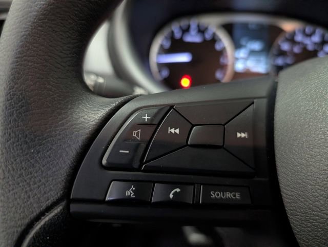 Used 2025 Nissan Kicks Play S image 18