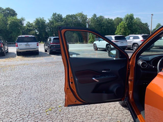 Used 2022 Nissan Kicks SR FWD image 21