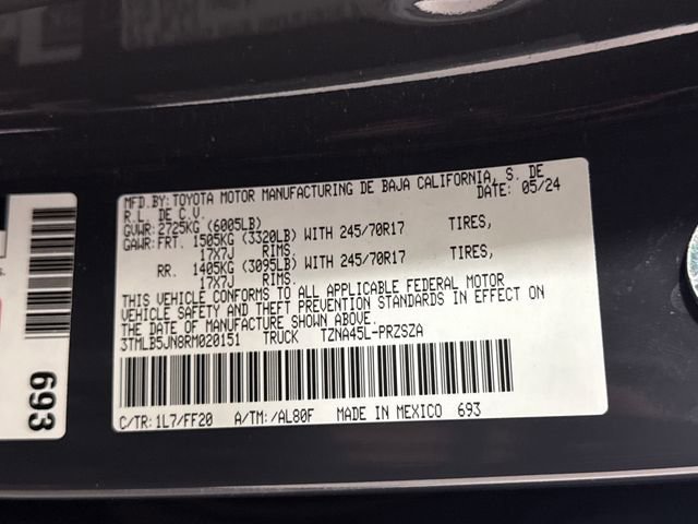Certified 2024 Toyota Tacoma SR5 AWD/4WD image 28