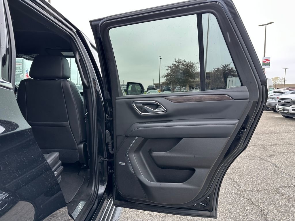 Certified 2021 Chevrolet Tahoe LT w/ Max Trailering Package AWD/4WD image 20