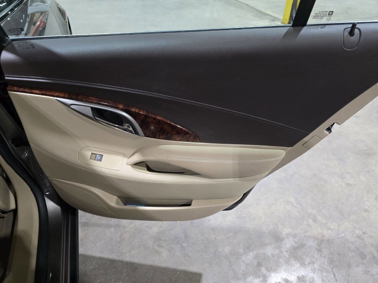 Used 2011 Buick LaCrosse CXS w/ Driver Confidence Package FWD image 31