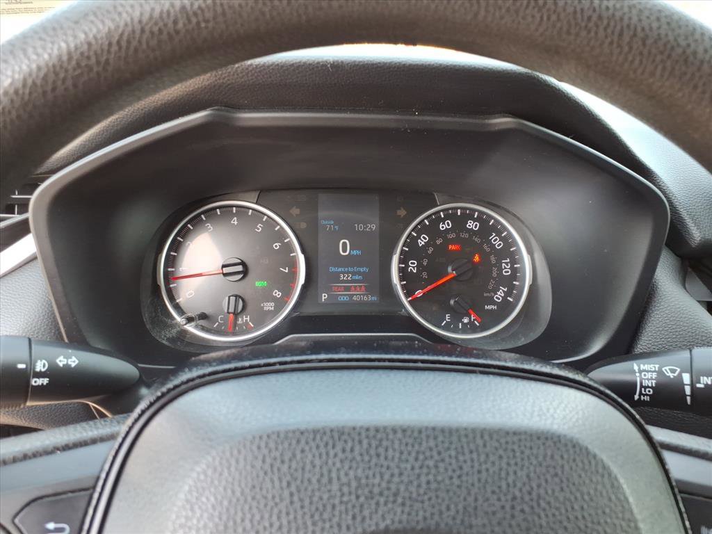 Used 2021 Toyota RAV4 XLE AWD/4WD image 18