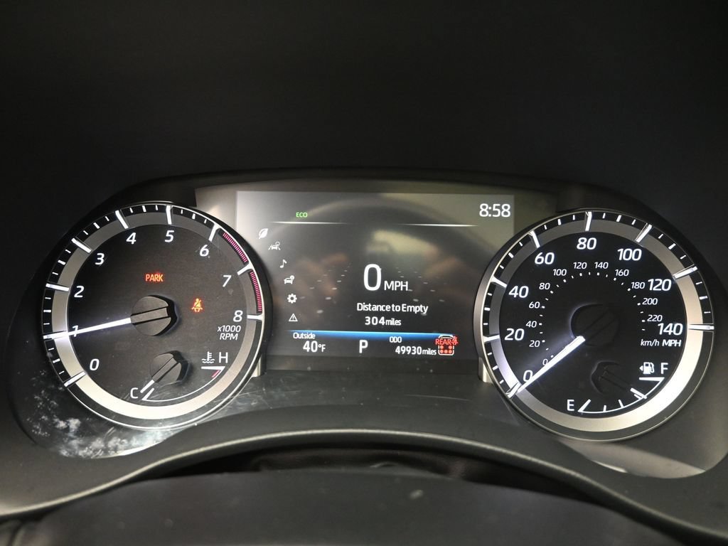 Used 2024 Toyota Highlander XLE FWD image 10