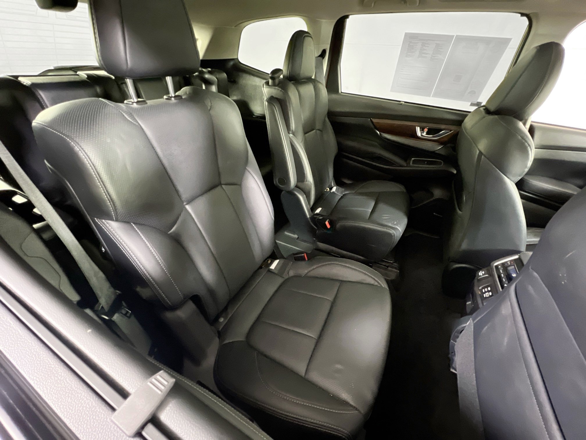 Used 2023 Subaru Ascent Touring AWD/4WD image 28