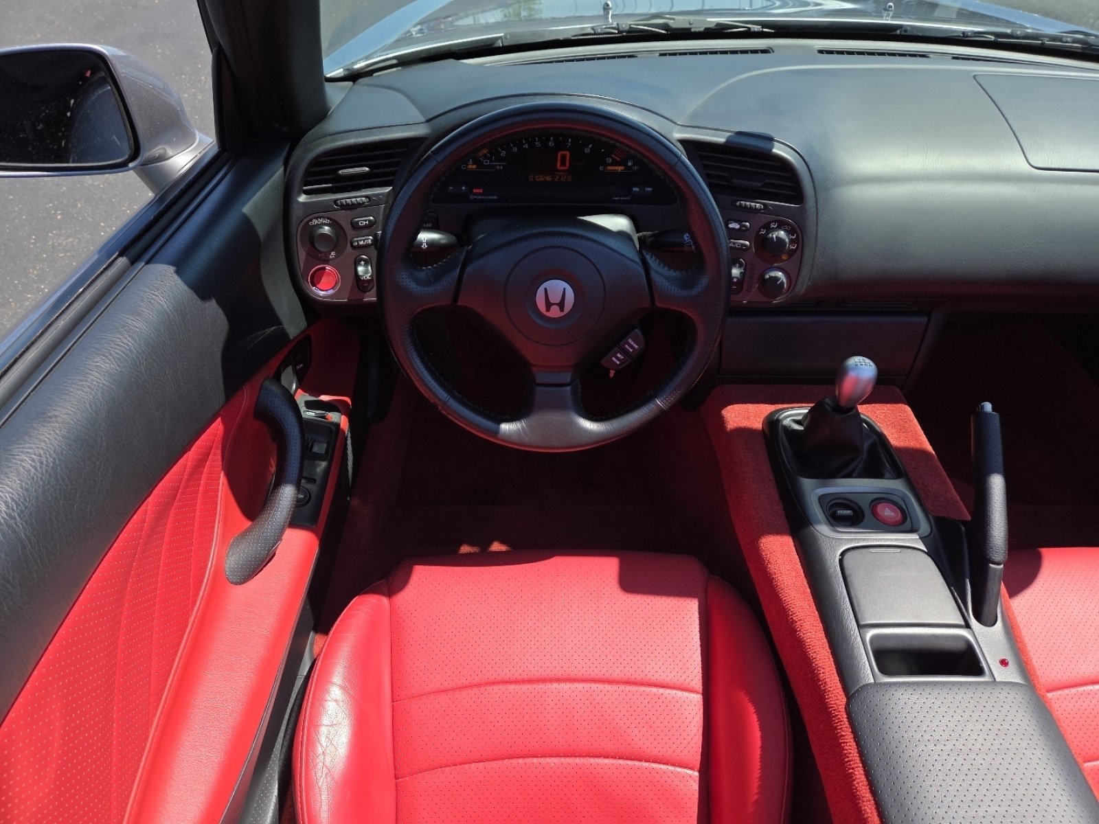 Used 2000 Honda S2000 image 22