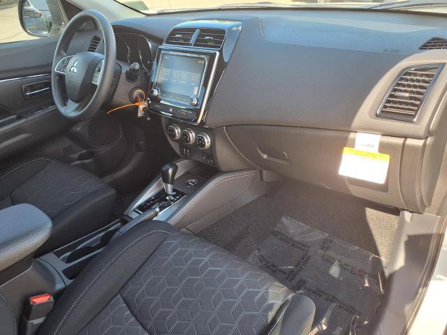 New 2027 Mitsubishi Outlander Sport LE AWD/4WD image 8