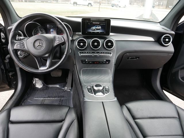 Used 2019 Mercedes-Benz GLC 300 4MATIC image 22
