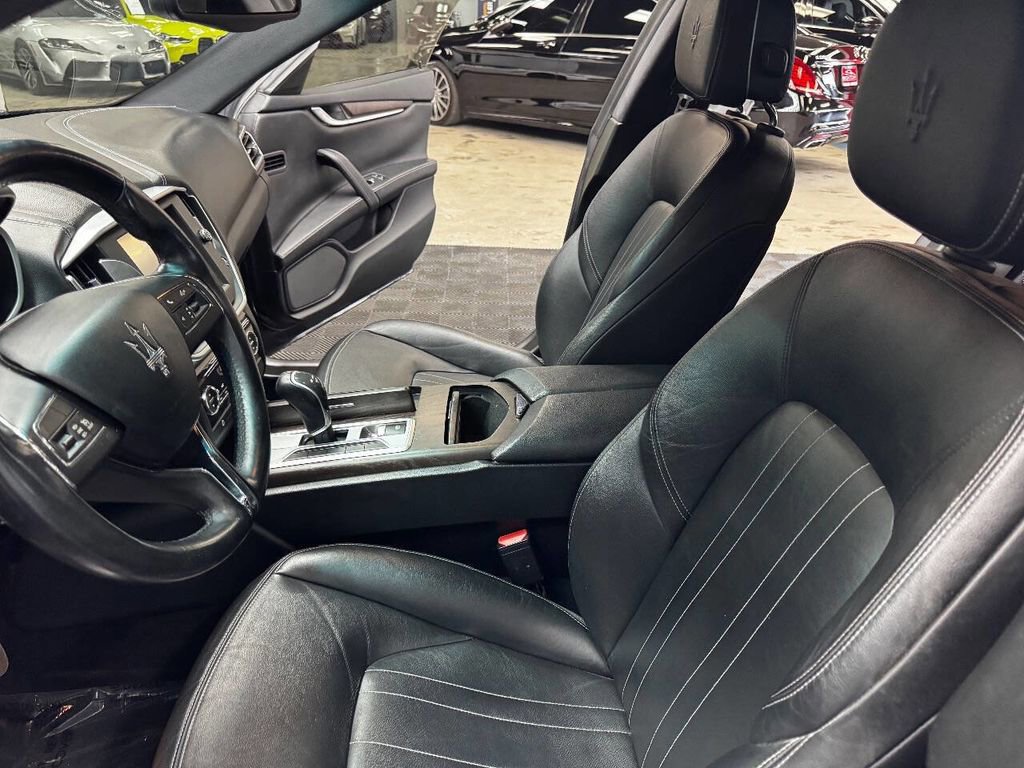 Used 2016 Maserati Ghibli S RWD image 34