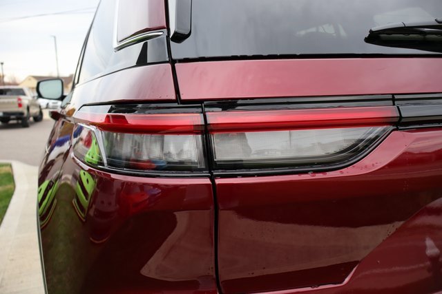 New 2025 Jeep Grand Cherokee Limited image 32