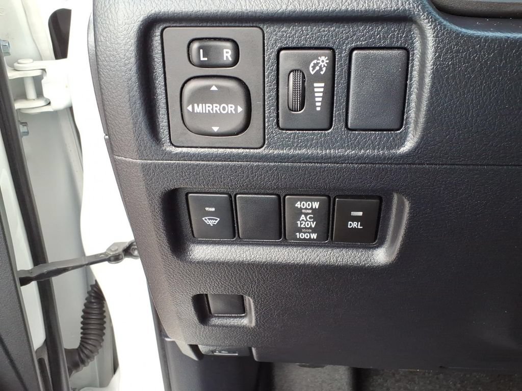 Used 2019 Toyota 4Runner SR5 Premium AWD/4WD image 37