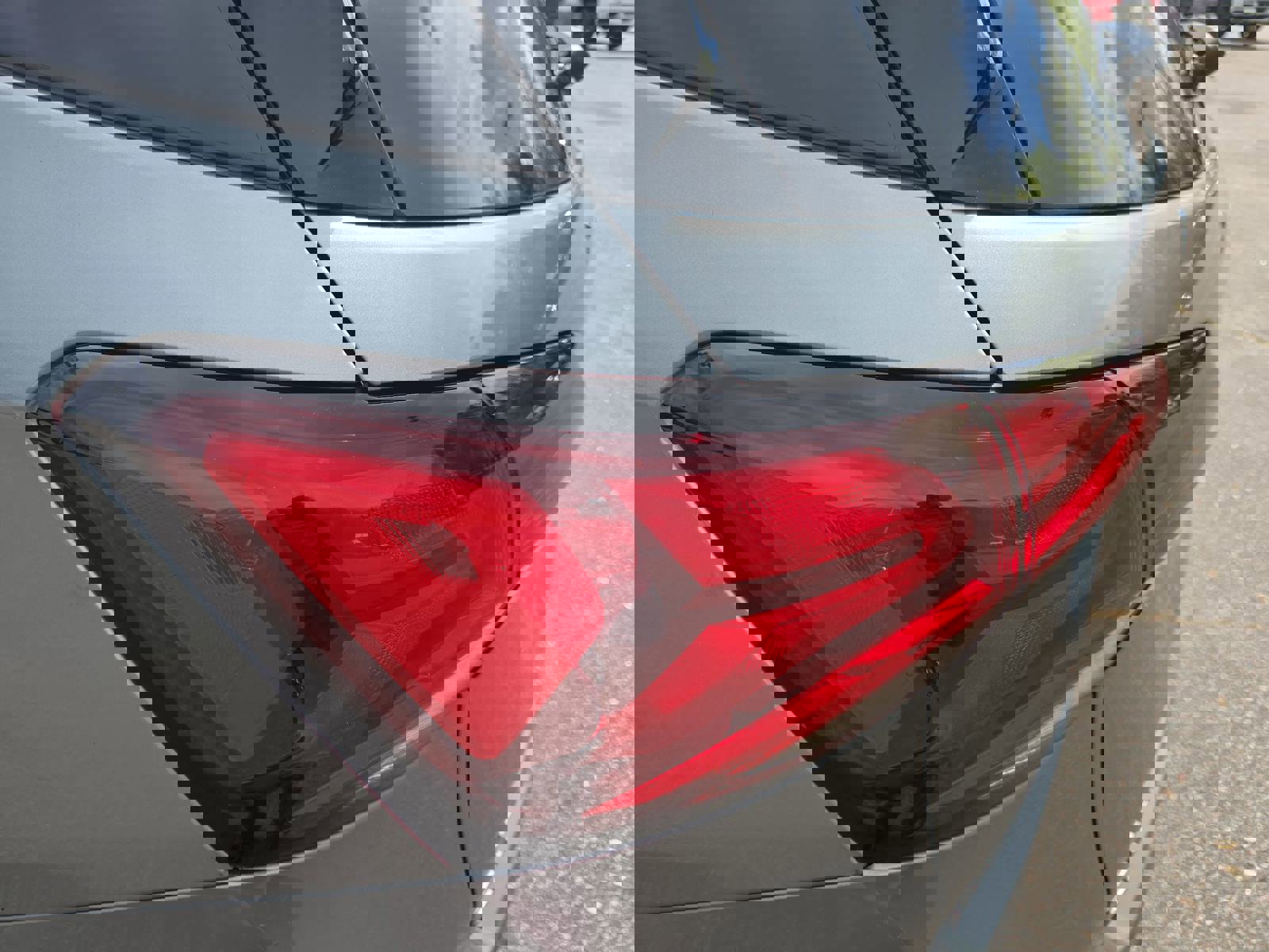 Used 2023 Chevrolet Equinox LT w/ LPO, Floor Liner Package image 34