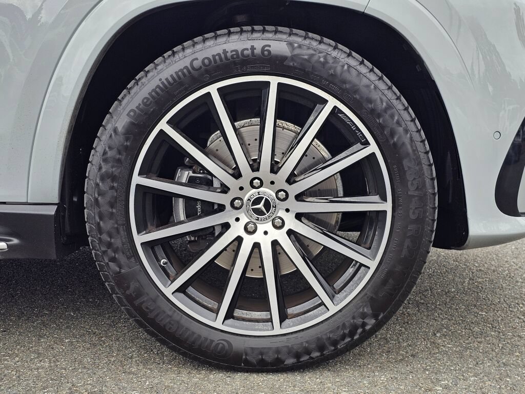 Used 2024 Mercedes-Benz GLS 580 4MATIC image 35