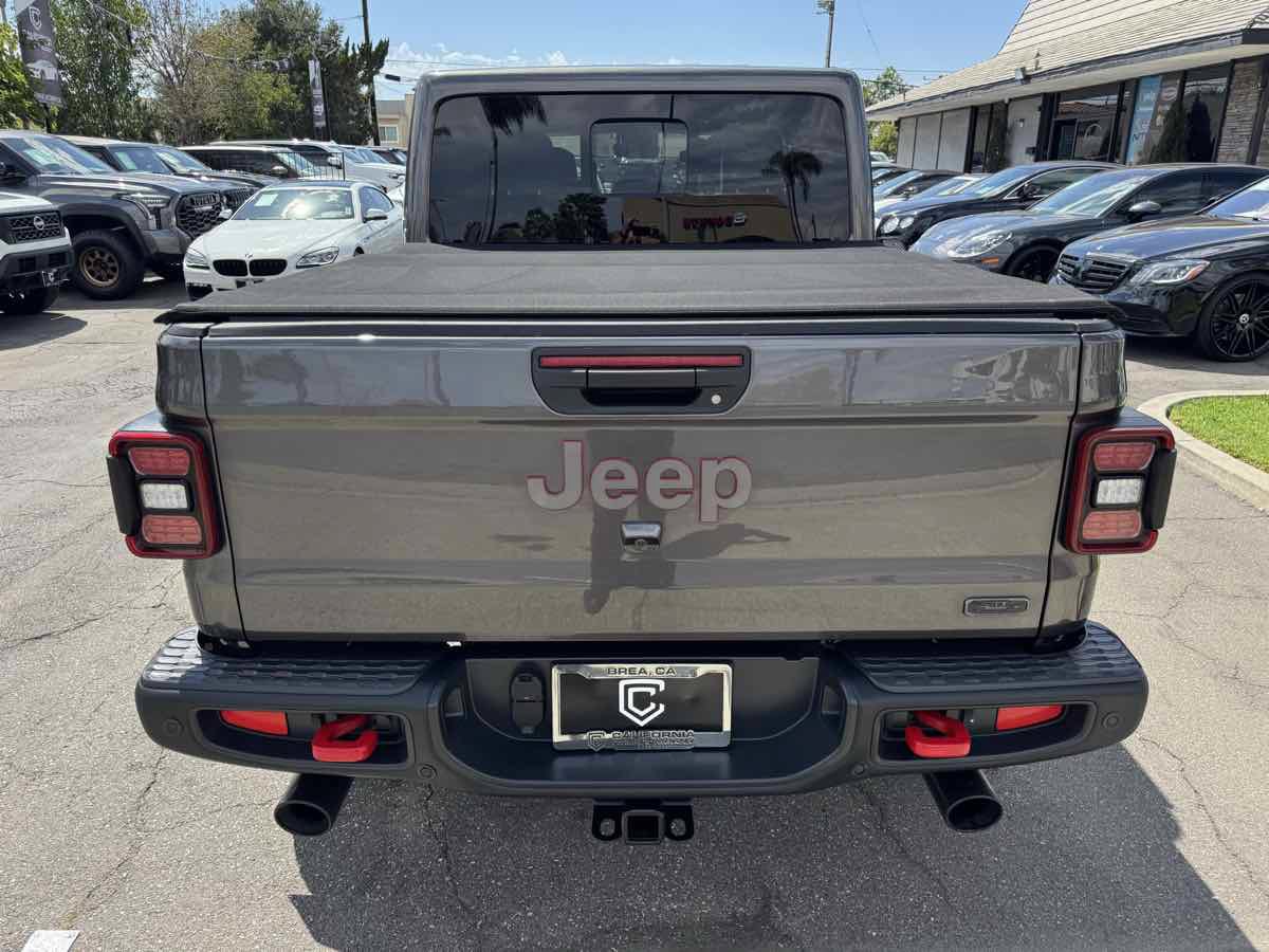 Used 2020 Jeep Gladiator Rubicon AWD/4WD image 5