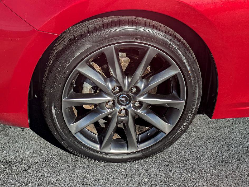 Used 2018 MAZDA MAZDA3 Touring image 9