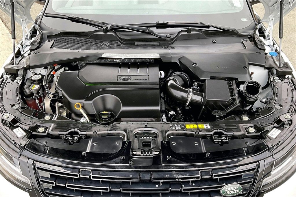 Certified 2026 Land Rover Range Rover Evoque S image 30
