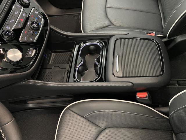 New 2026 Chrysler Pacifica Limited w/ S Appearance Package image 21