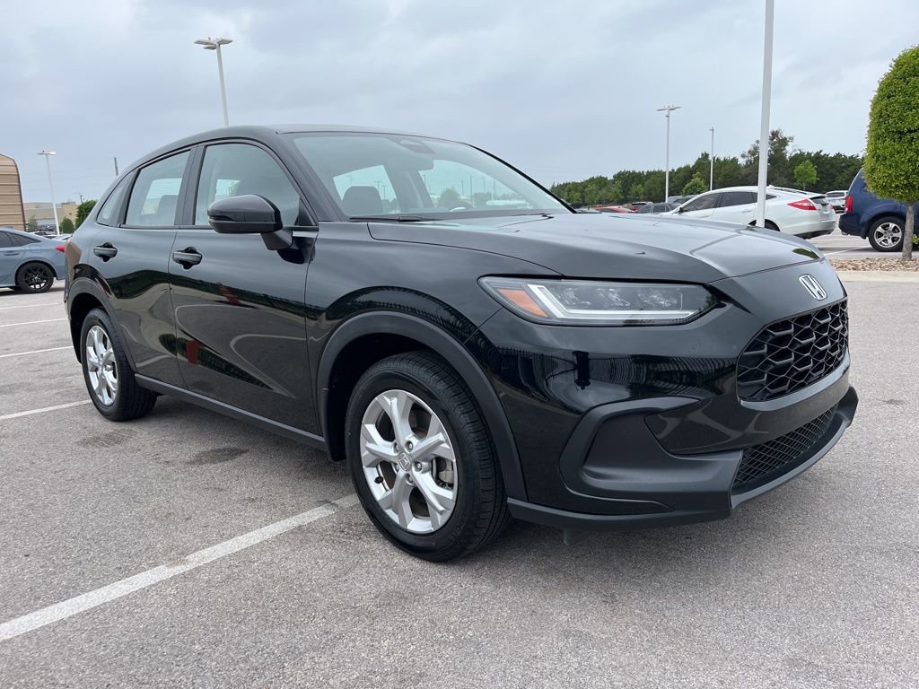 Certified 2024 Honda HR-V LX image 3