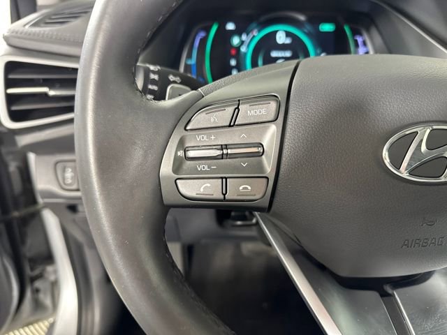 Used 2020 Hyundai Ioniq Limited image 15