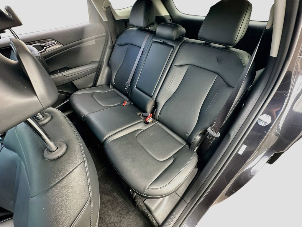 Certified 2026 Kia Sportage SX FWD image 26