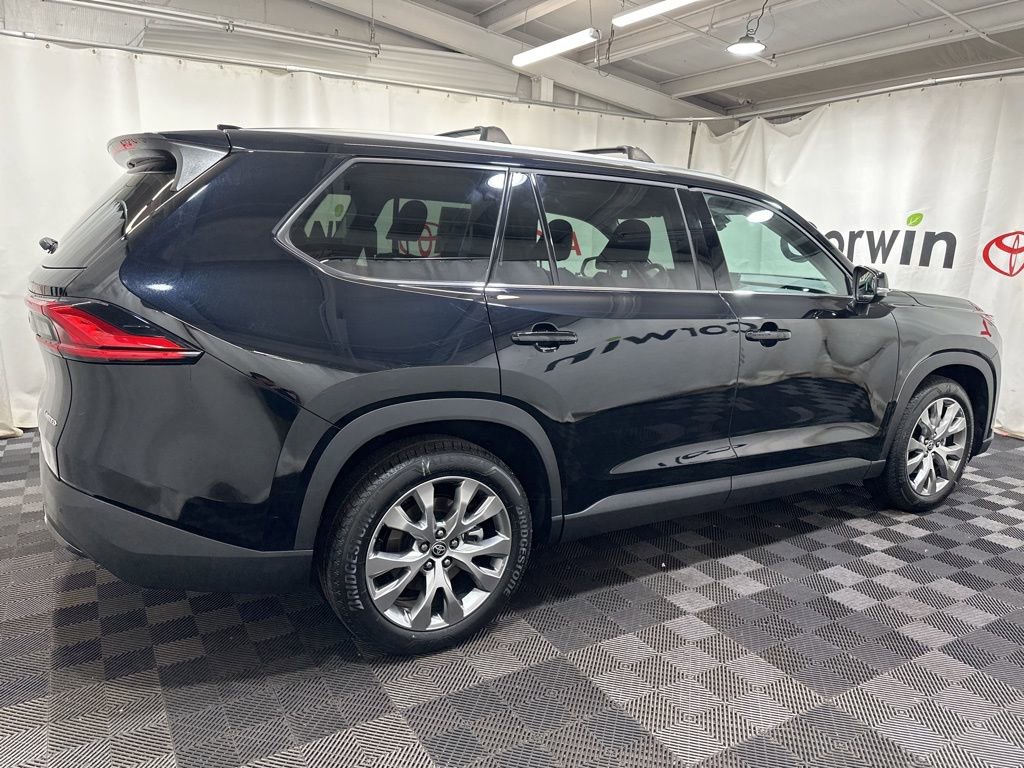 Used 2024 Toyota Grand Highlander Limited image 8