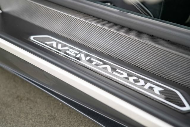 Used 2016 Lamborghini Aventador LP 750-4 Superveloce AWD/4WD image 30