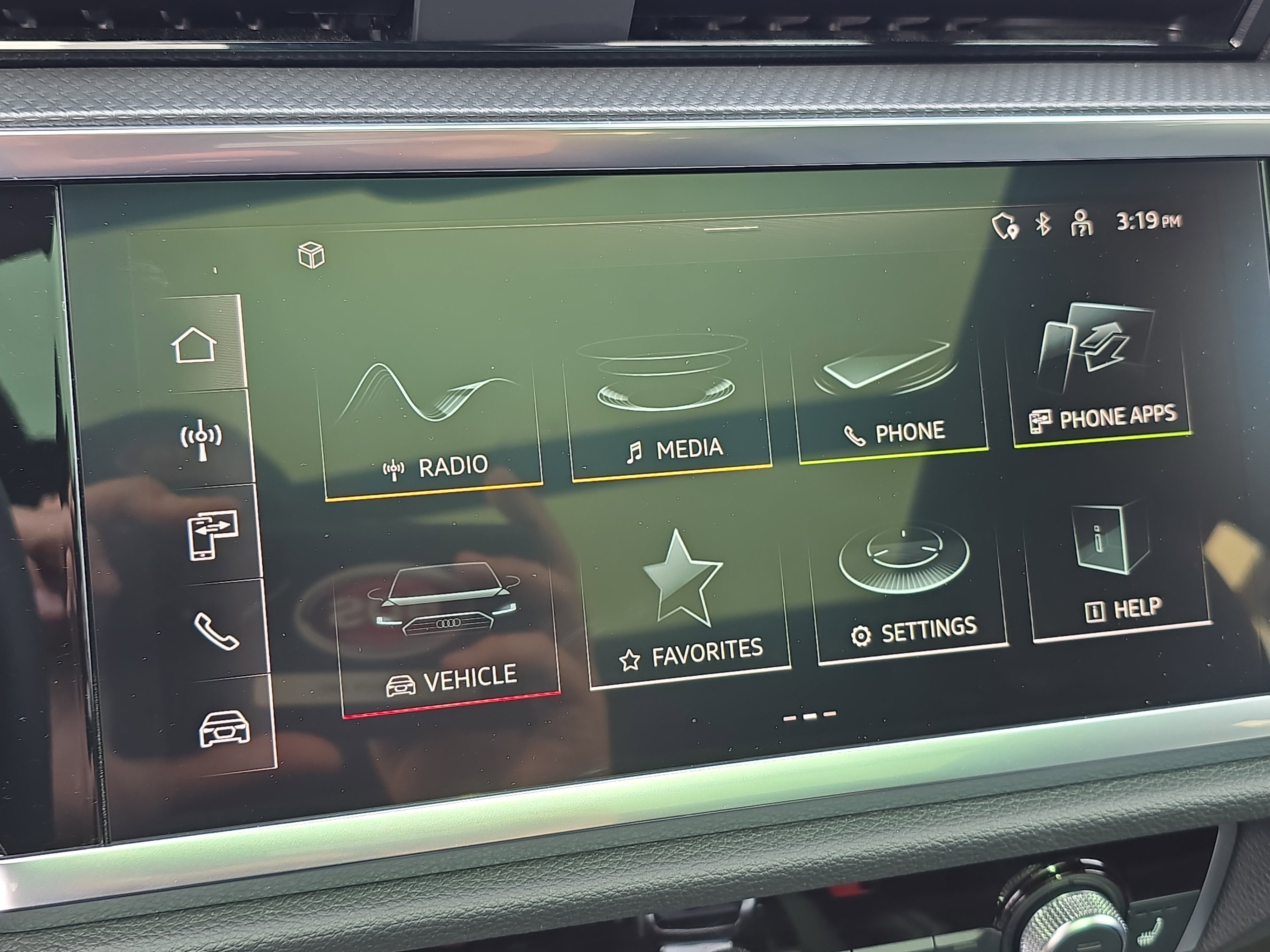 Used 2025 Audi Q3 2.0T Premium w/ Convenience Package image 21