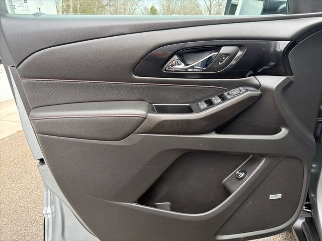 Certified 2023 Chevrolet Traverse RS w/ LPO, Floor Liner Package AWD/4WD image 24