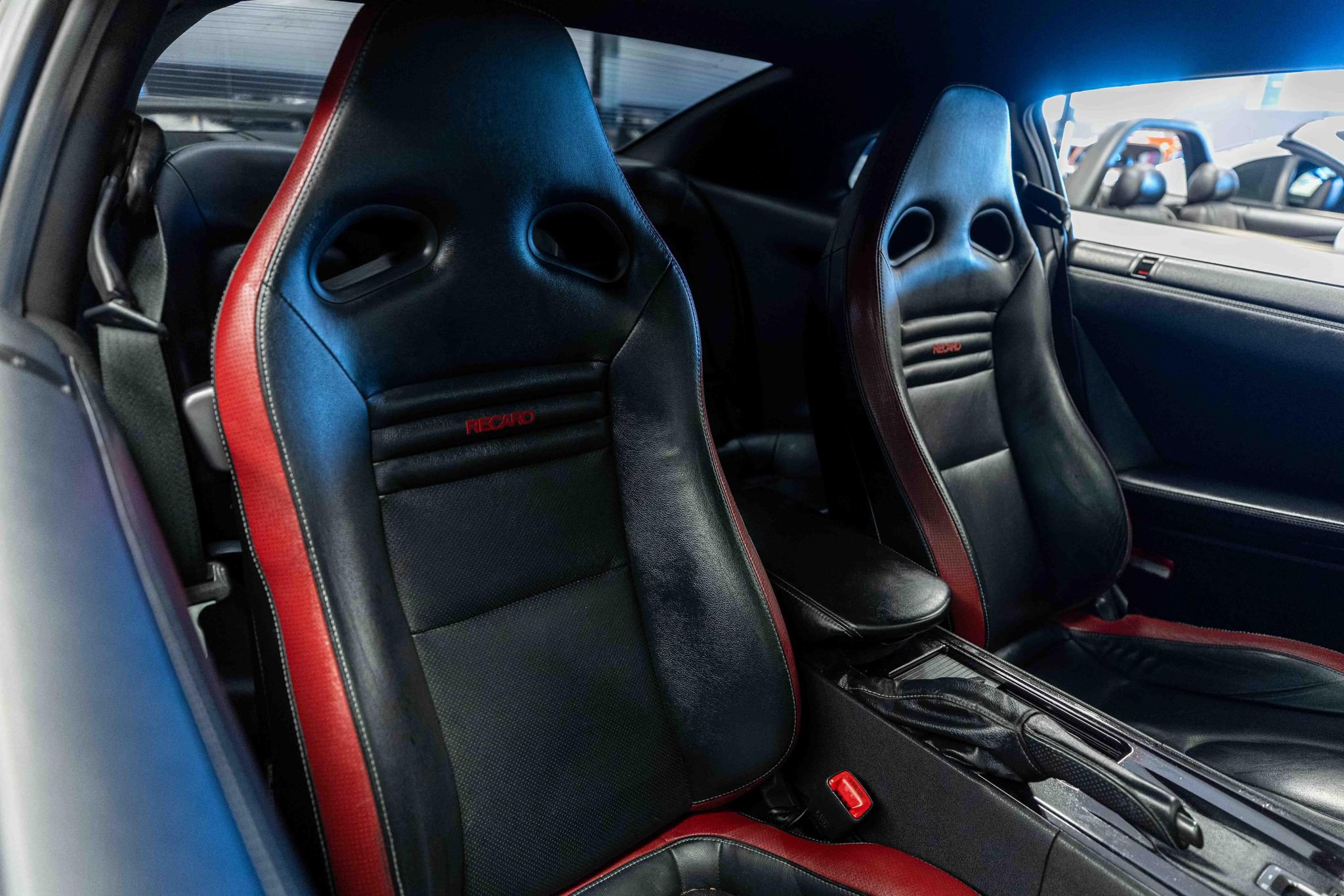 Used 2014 Nissan GT-R Black Edition AWD/4WD image 13